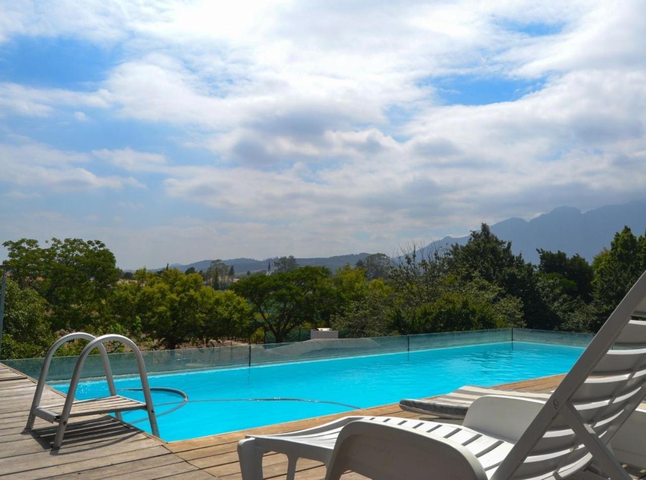 4 Piet Retief Hotel สเตลเลนบอช ภายนอก รูปภาพ
